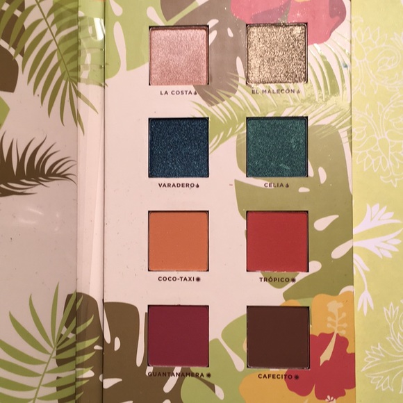 Alamar Other - Alamar Cosmetics Eyeshadow Palette